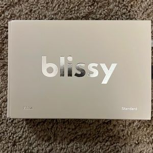 White standard side blissy pillowcase